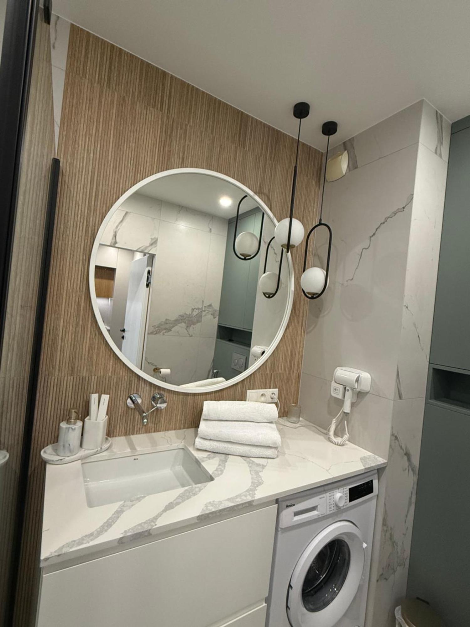 Appartement Luxury Modern Apartment,quiet Place Near To The Airport *