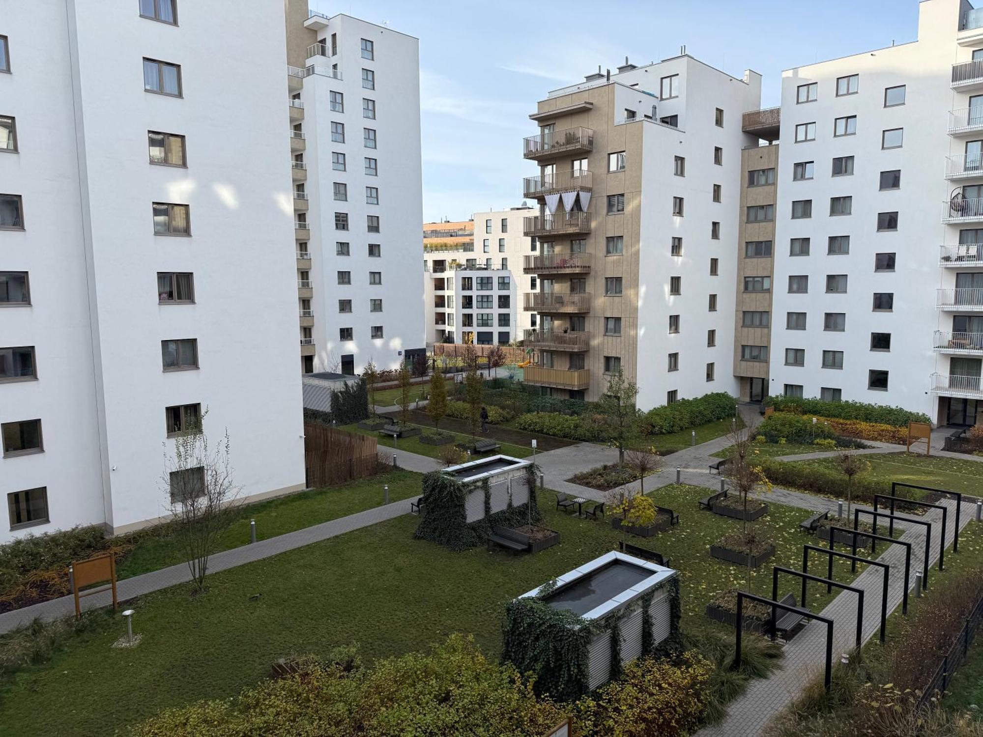 Luxury Modern Apartment,quiet Place Near To The Airport * Warschau